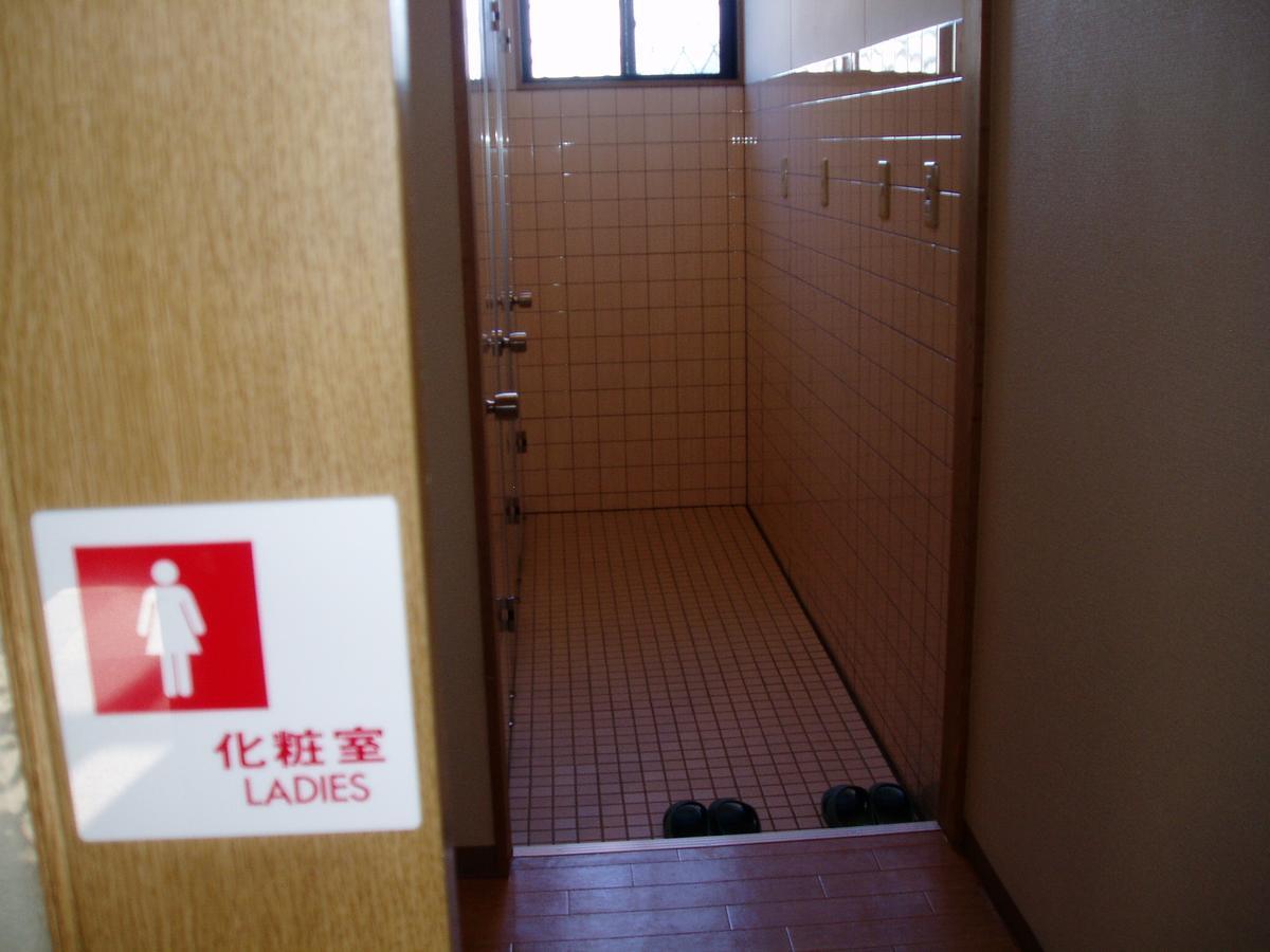 Yakushima Youth Hostel Exteriör bild