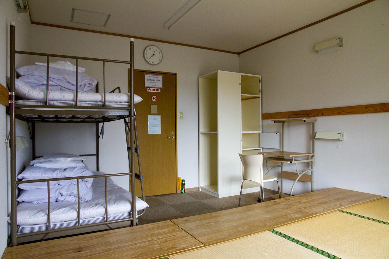 Yakushima Youth Hostel Exteriör bild