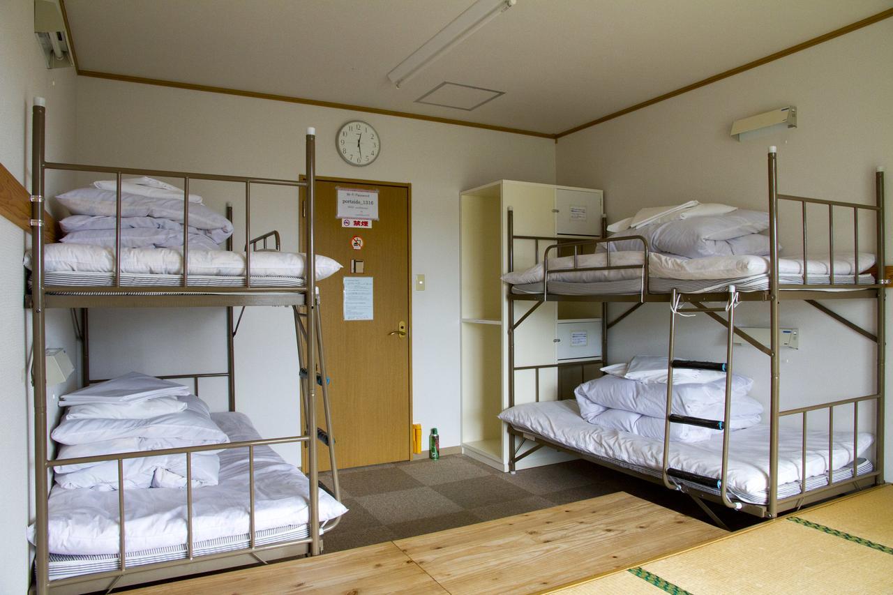 Yakushima Youth Hostel Exteriör bild